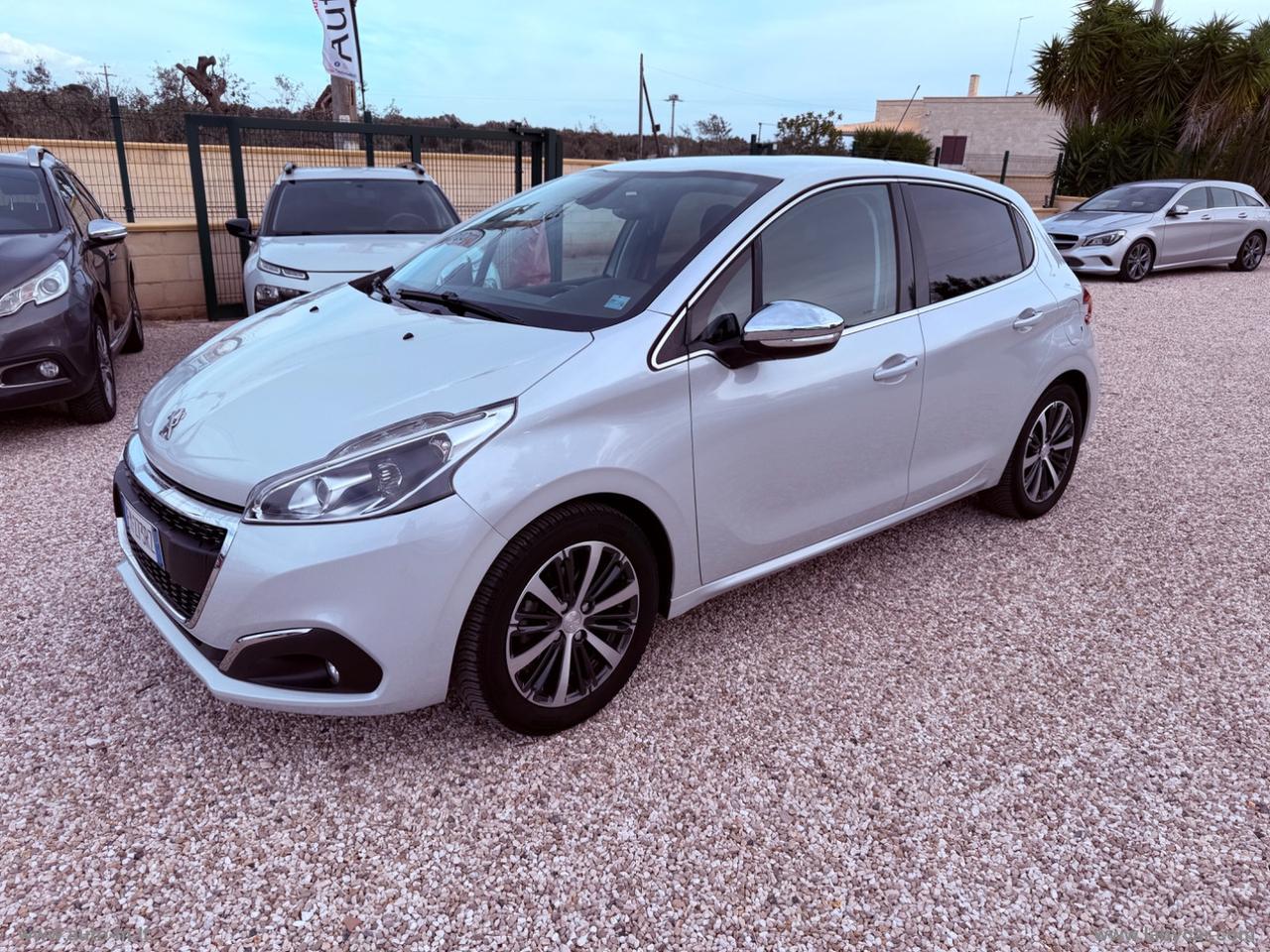 PEUGEOT 208 BlueHDi 100 5p. Allure