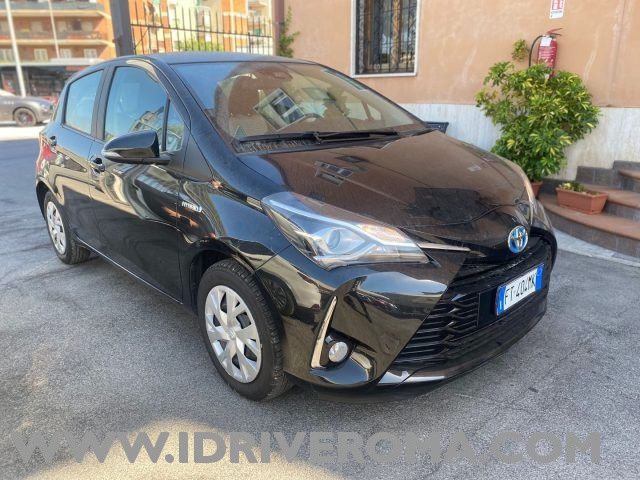 TOYOTA Yaris 1.5 Hybrid 5 porte Business