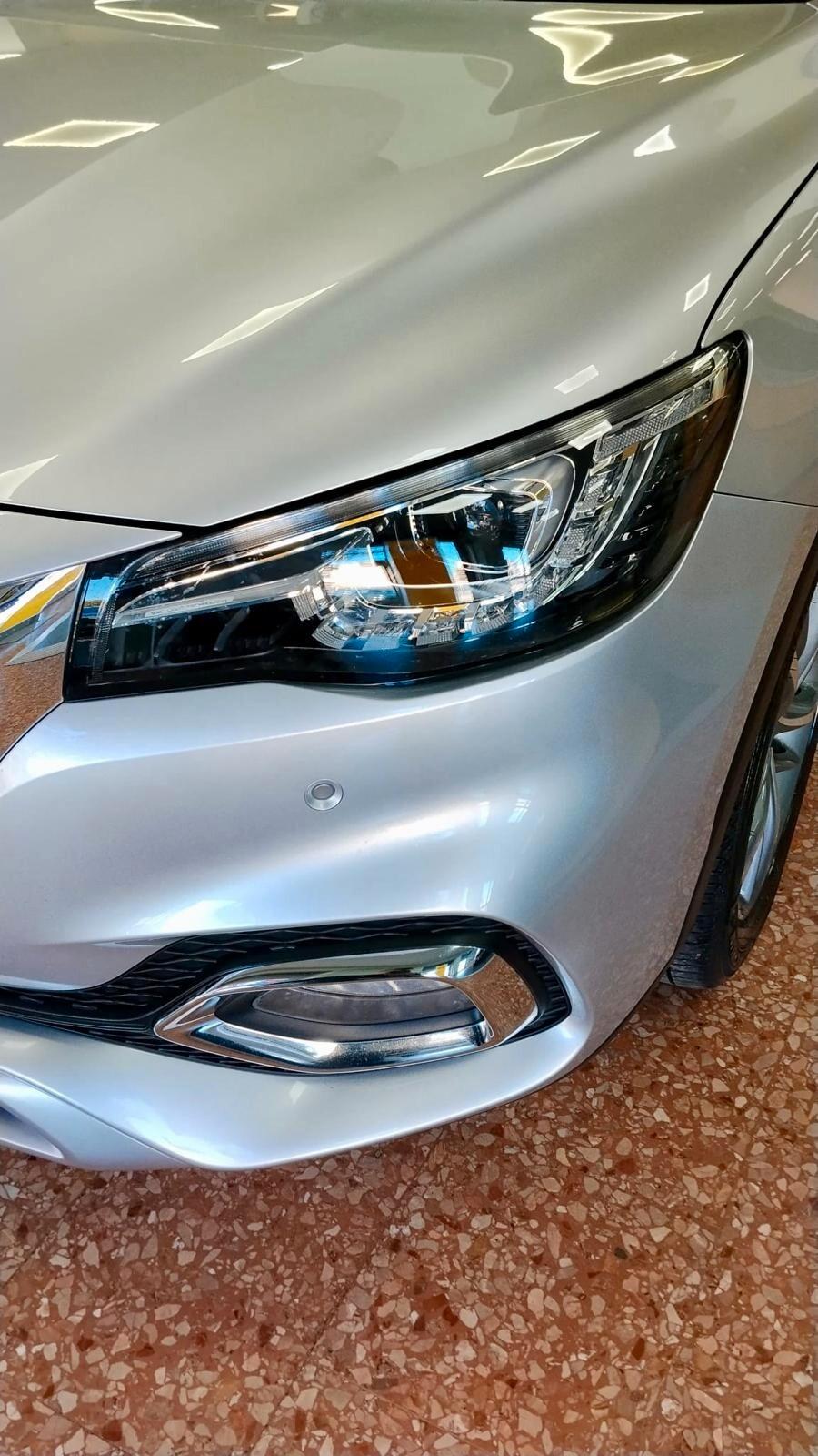 Mg EHS Plug-in Hybrid Luxury
