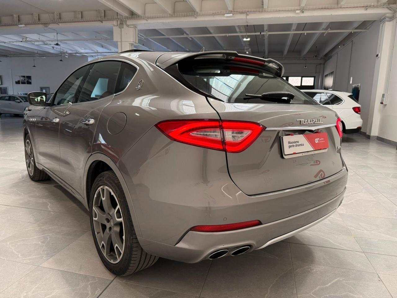 Maserati Levante V6 Diesel 275 CV AWD