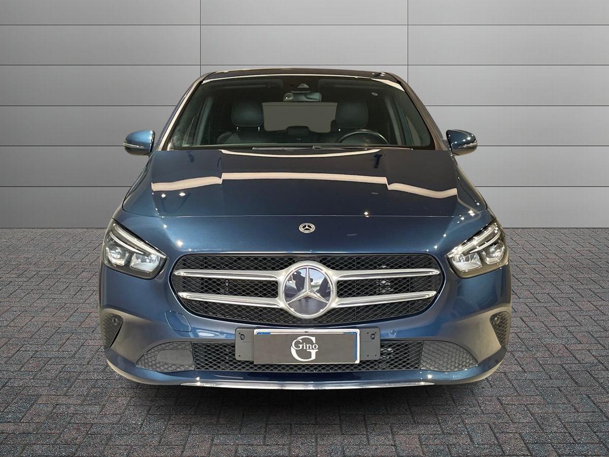 Mercedes-Benz Classe B - W247 2018 - B 180 d Sport auto