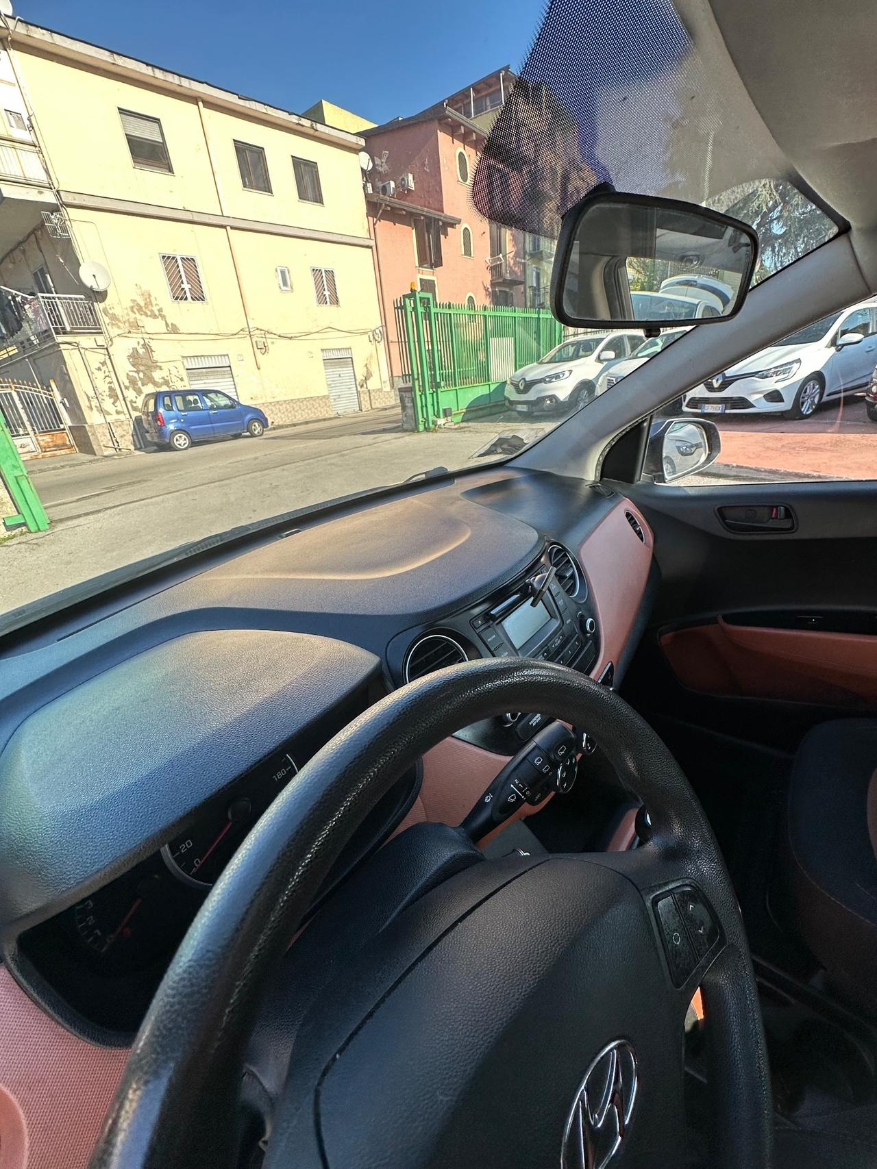 Hyundai i10 1.0 LPGI Econext Sound Edition