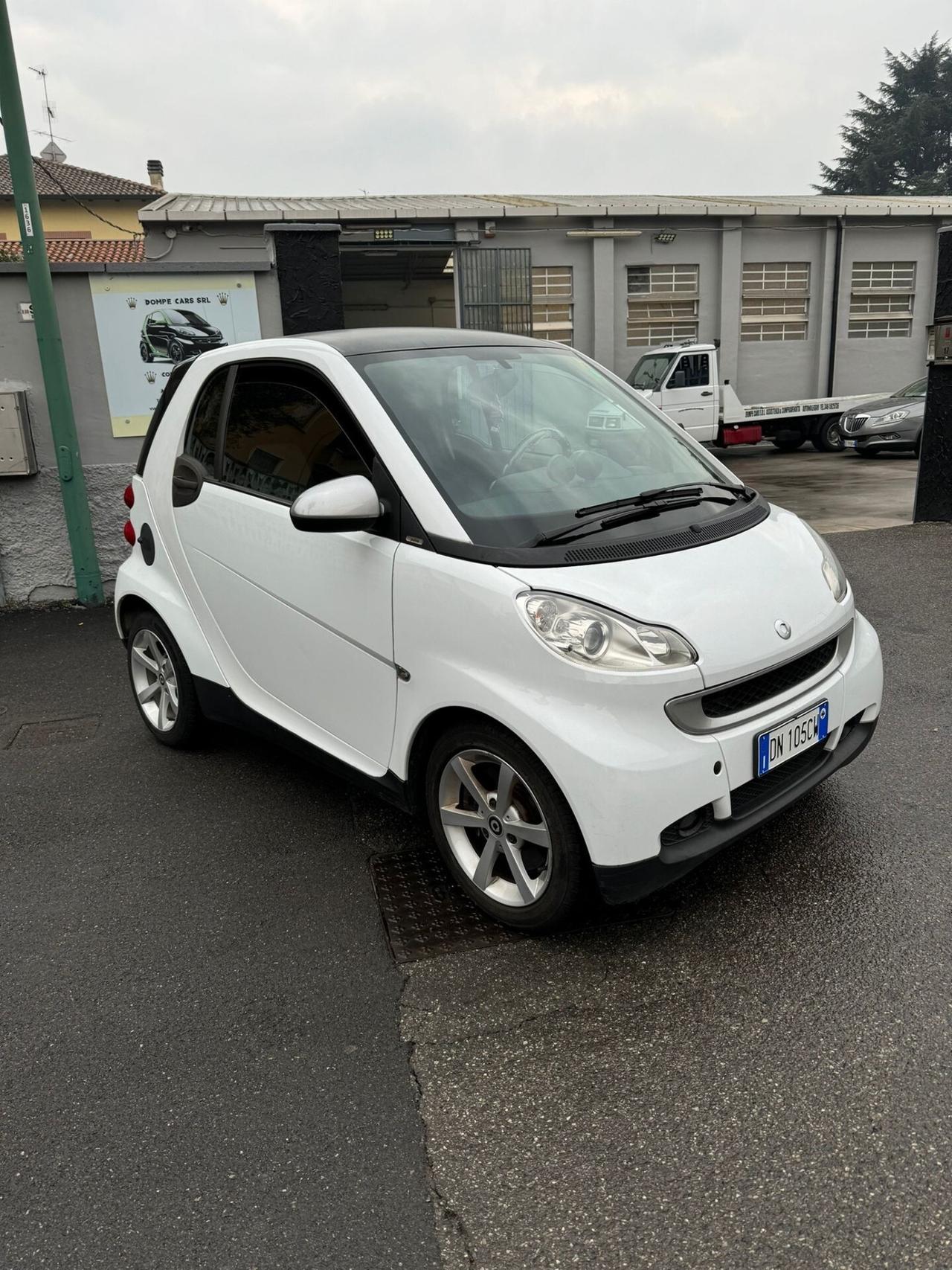 Smart ForTwo 1000 52 kW coupé pure
