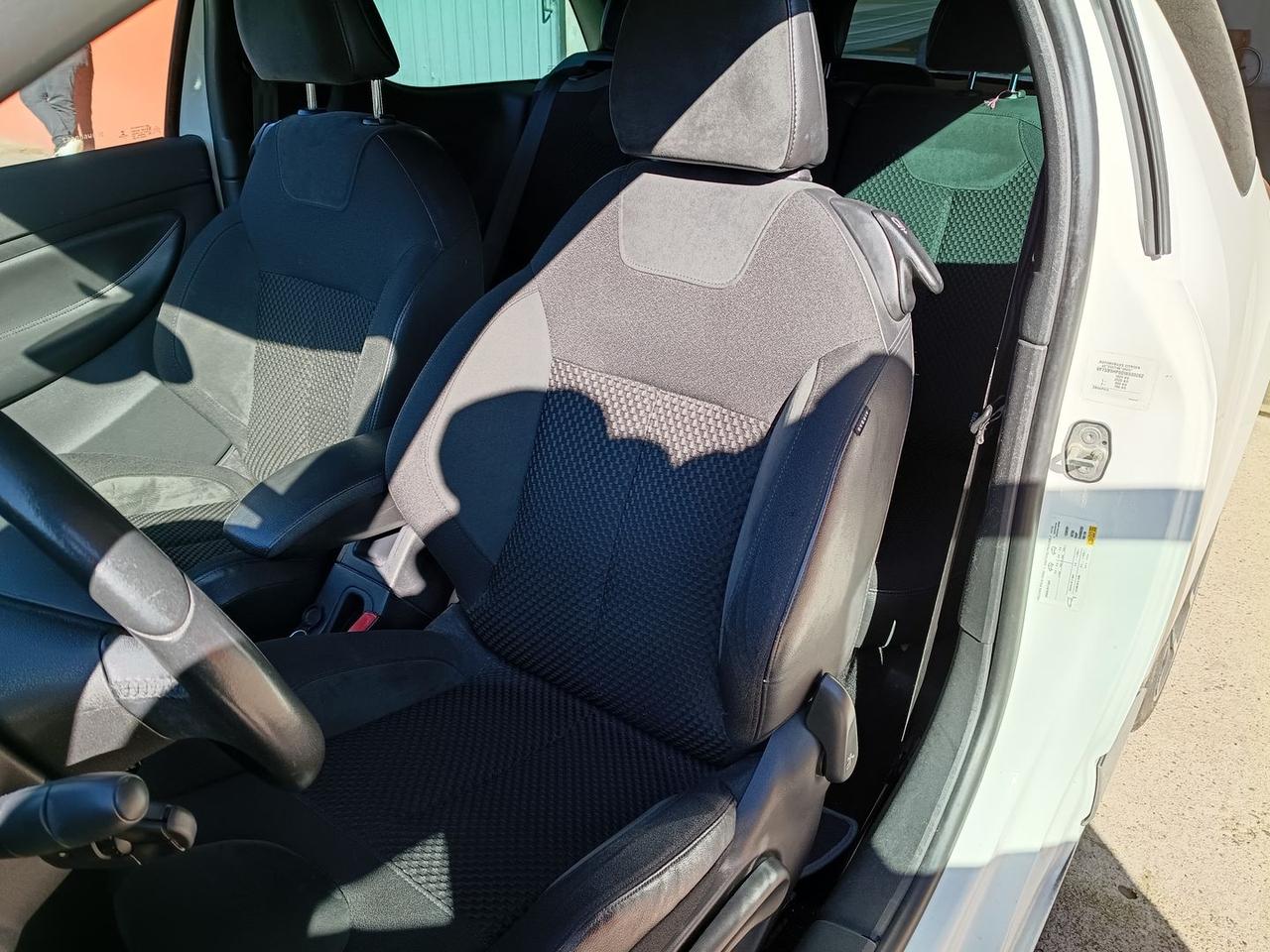 DS DS3 Sport Chic 1.6 Blue HDi 100 #9596