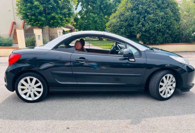 PEUGEOT 207 1.6 VTi 120CV CC Féline