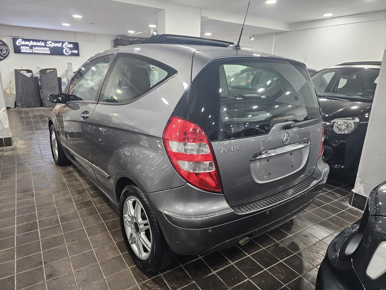 MERCEDES-BENZ CLASSE A180 CDI 110CV AVANTGARDE CAMBIO AUTOMATICO