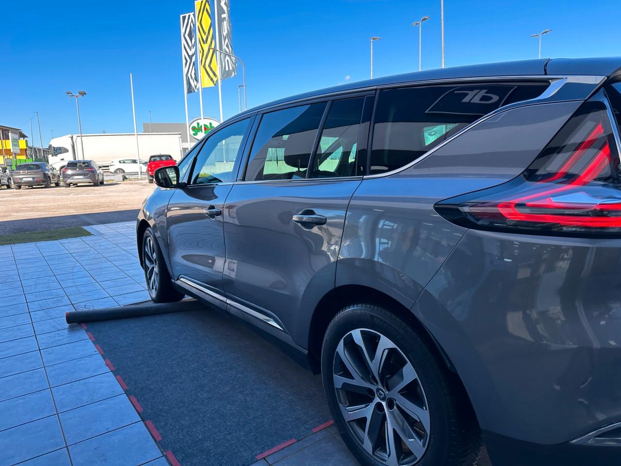 Renault Espace dCi 160CV EDC Energy Initiale Paris 4Control