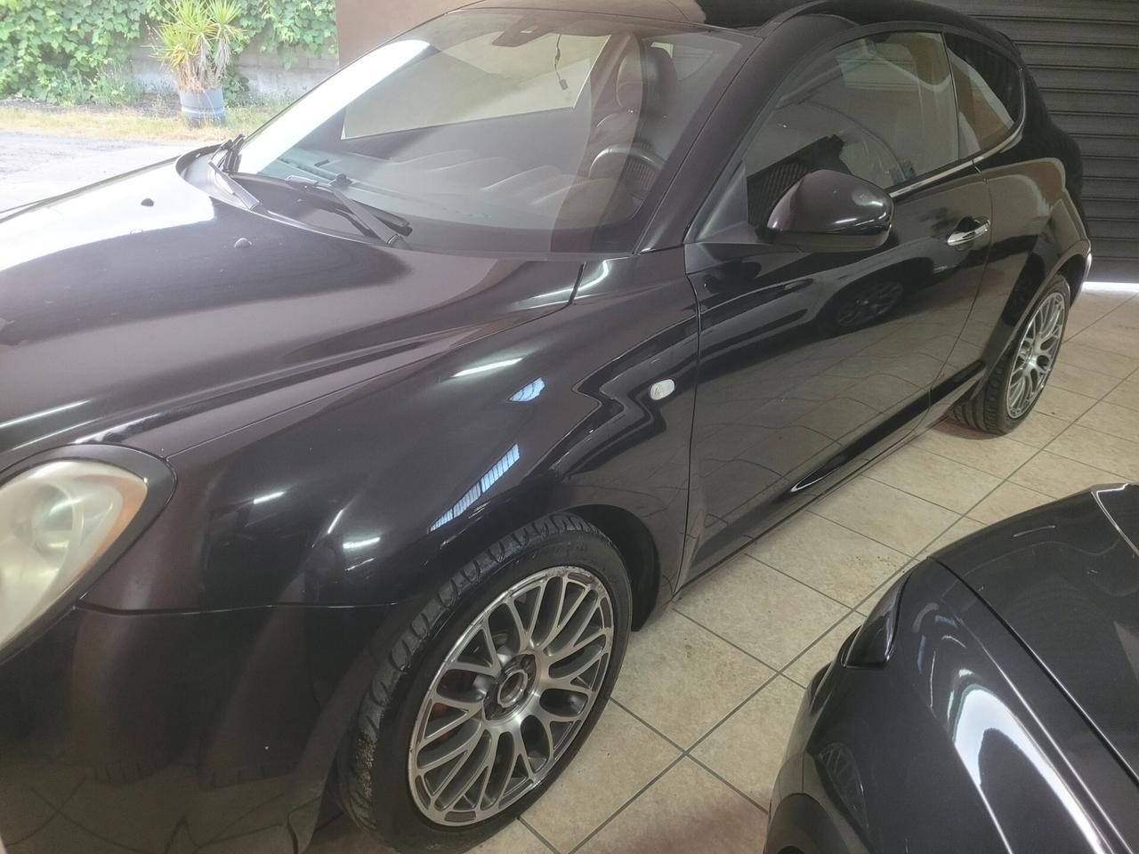 Alfa Romeo MiTo 1.4 T 120 CV Distinctive Sport Pack