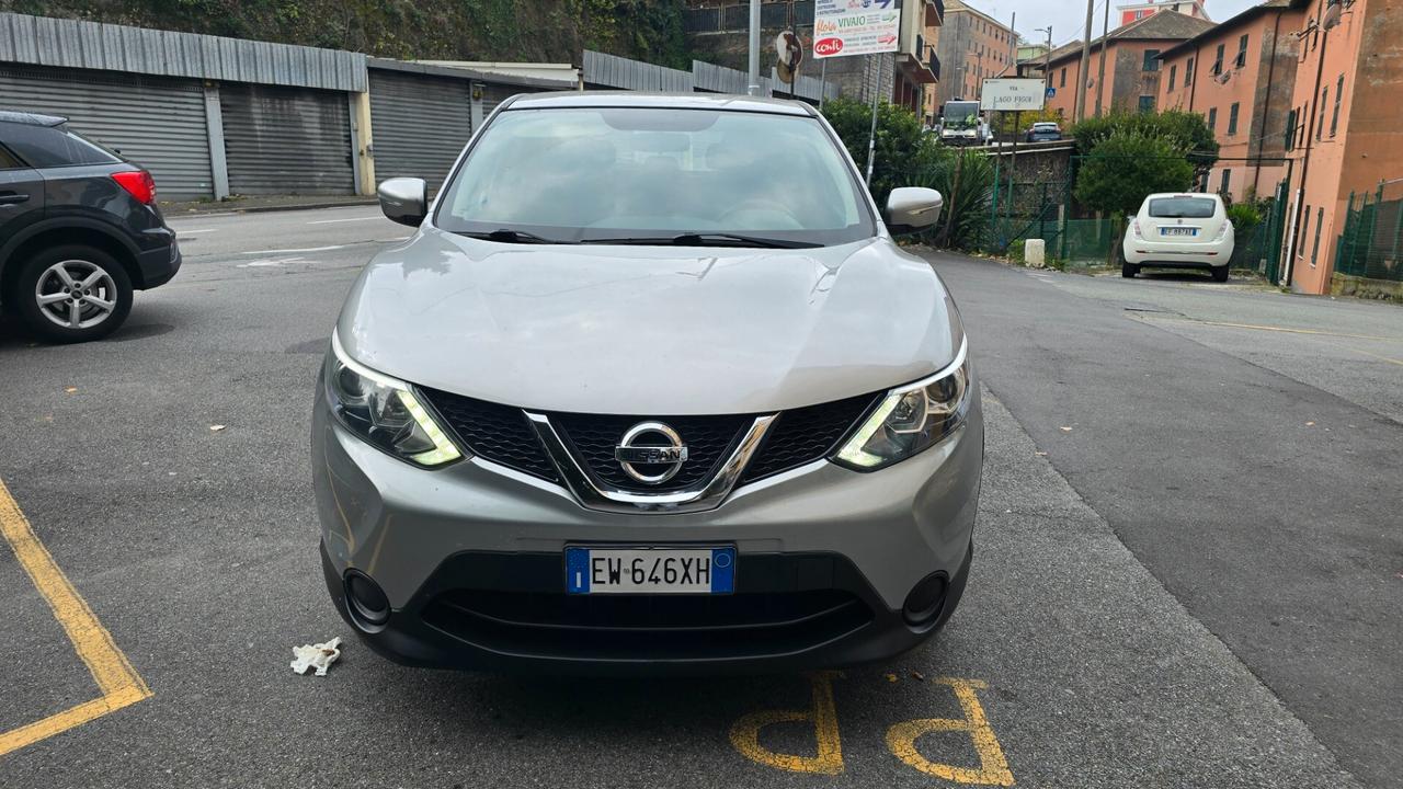 Nissan Qashqai 1.5 dCi DPF Tekna