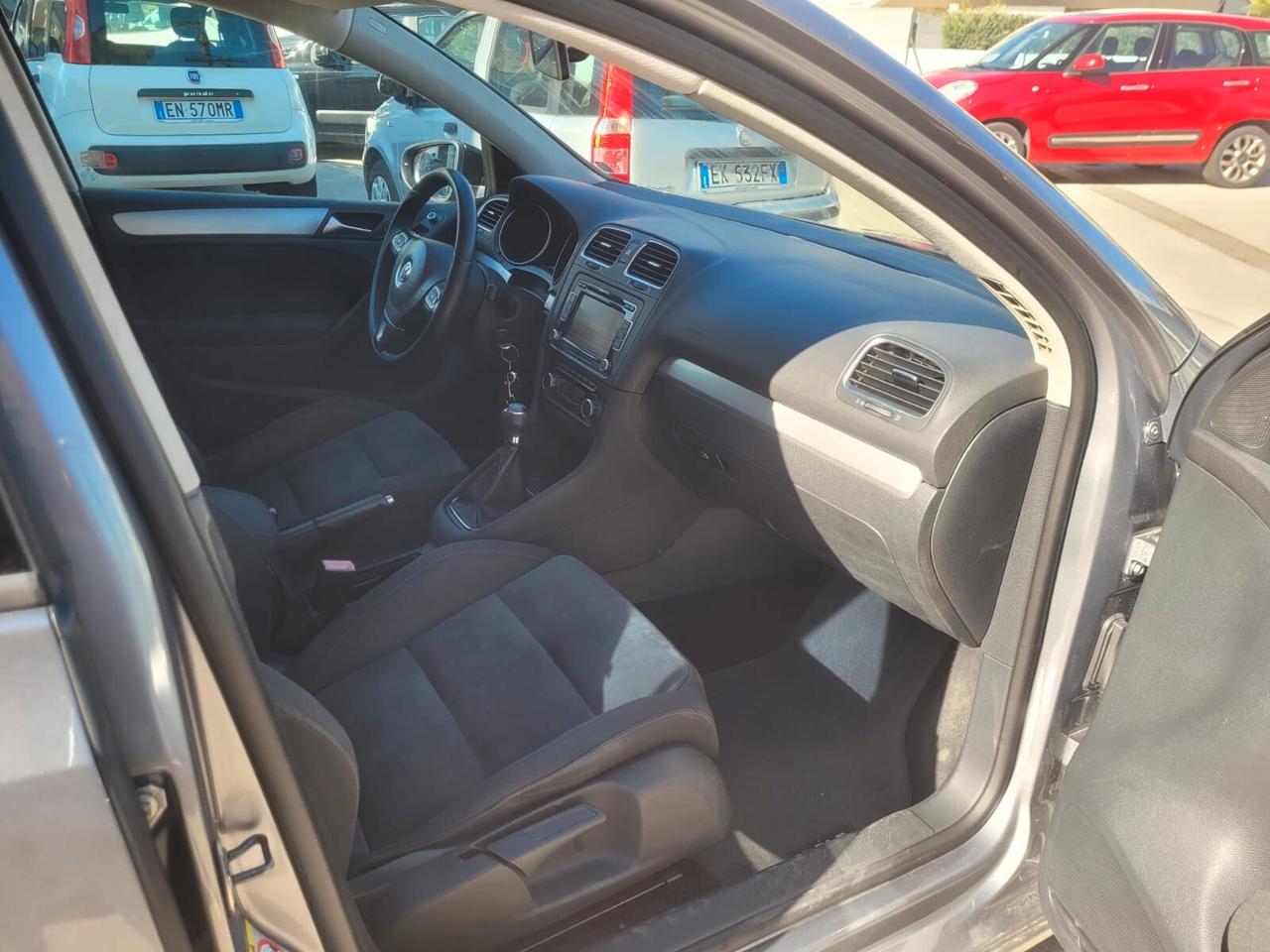 Volkswagen Golf 1.6 TDI 105Cv 5p. Highline