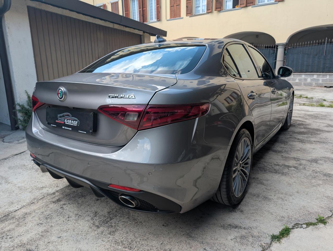Alfa Romeo Giulia 2.2 Turbodiesel 210 CV AT8 AWD Q4 Veloce