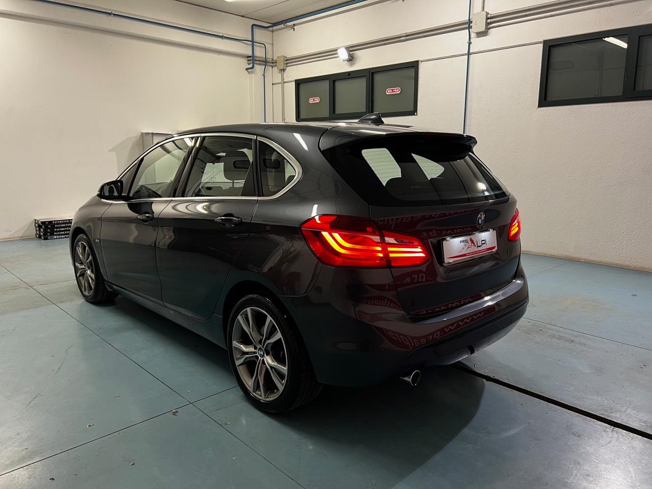 Bmw 2er Active Tourer 218d Sport