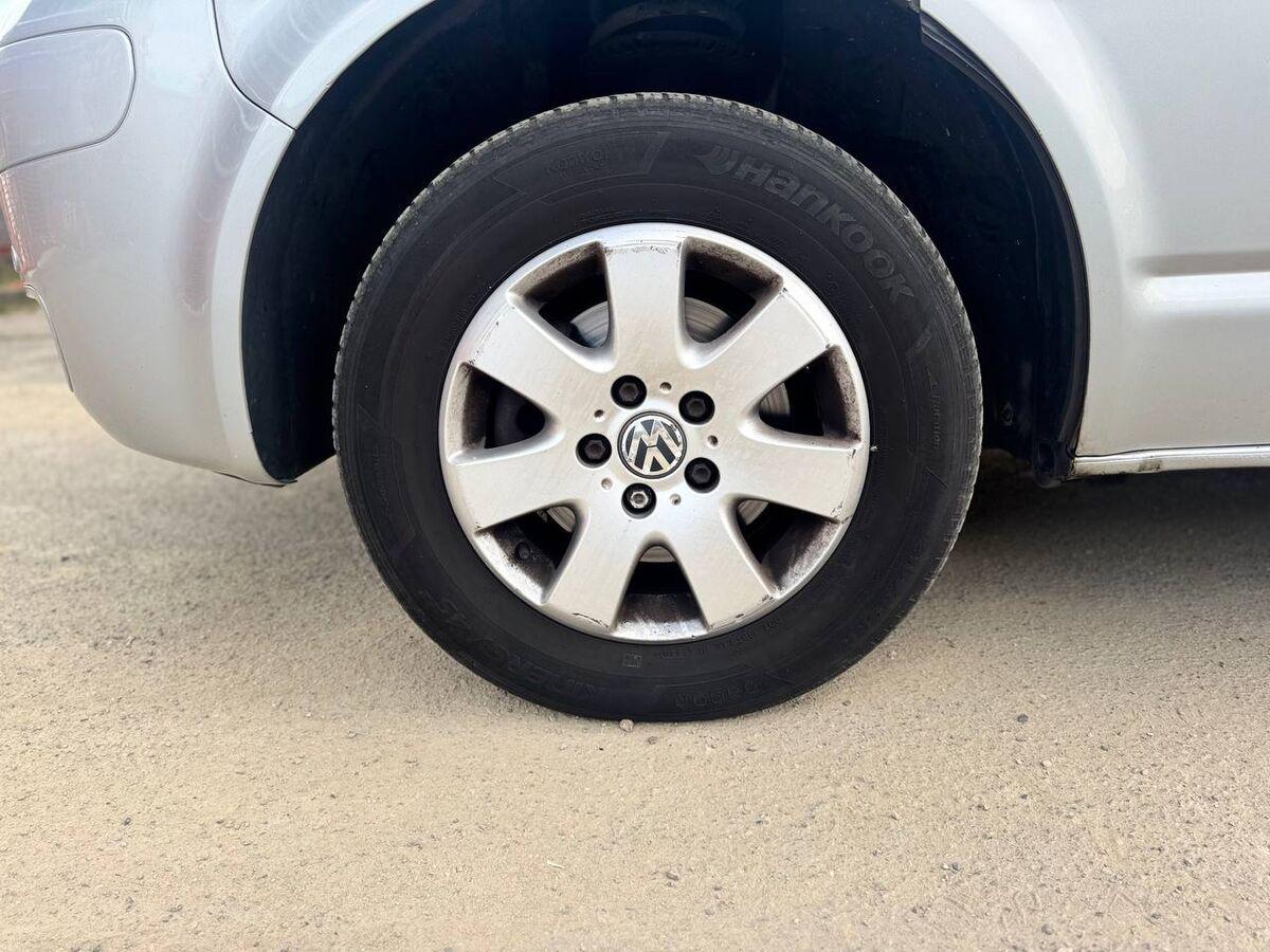 Volkswagen T5 Transp.30 2.5 tdi 174cv 4m. kombi p.c.