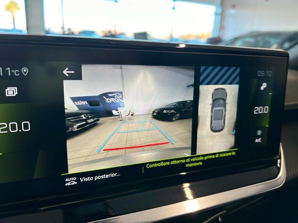 Peugeot 2008 GT LINE PureTech 130 EAT8 SPOTICAR