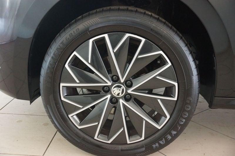 Škoda Kamiq 1.0 TSI 95cv BLACK DOTS