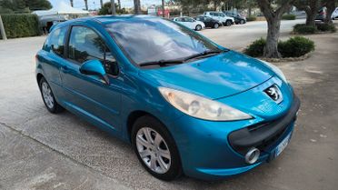 Peugeot 207 1.6 HDi 110CV 3p. XS con Gancio Traino.