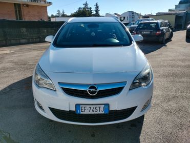 OPEL ASTRA J 1.7 CDTI 125CV Sport Tourer Cosmo 2011