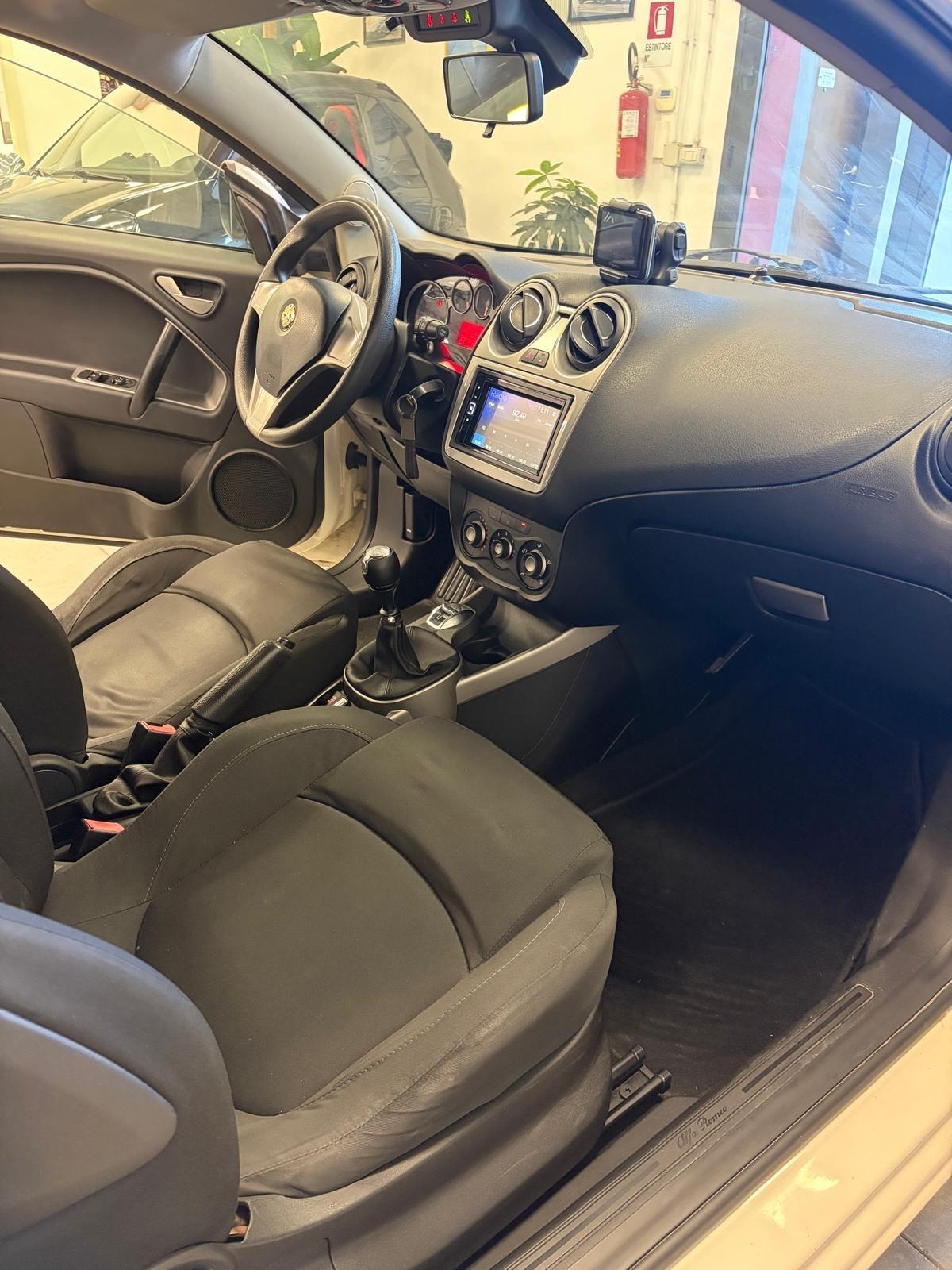 Alfa Romeo MiTo 1.3 JTDm-2 95 CV S&S Distinctive