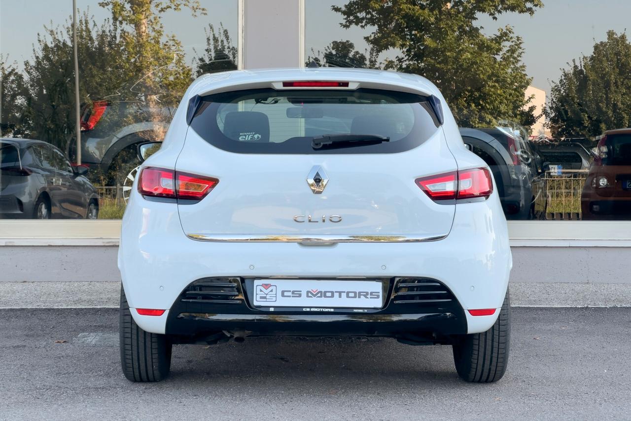 Renault Clio dCi 8V 90 CV 5 porte Moschino Intens