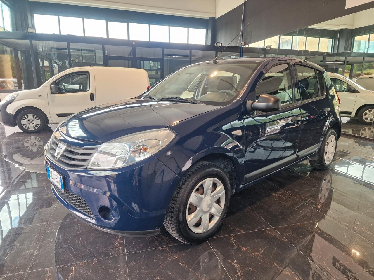 Dacia Sandero 1.2 16V Lauréate, 120 mila chilometri