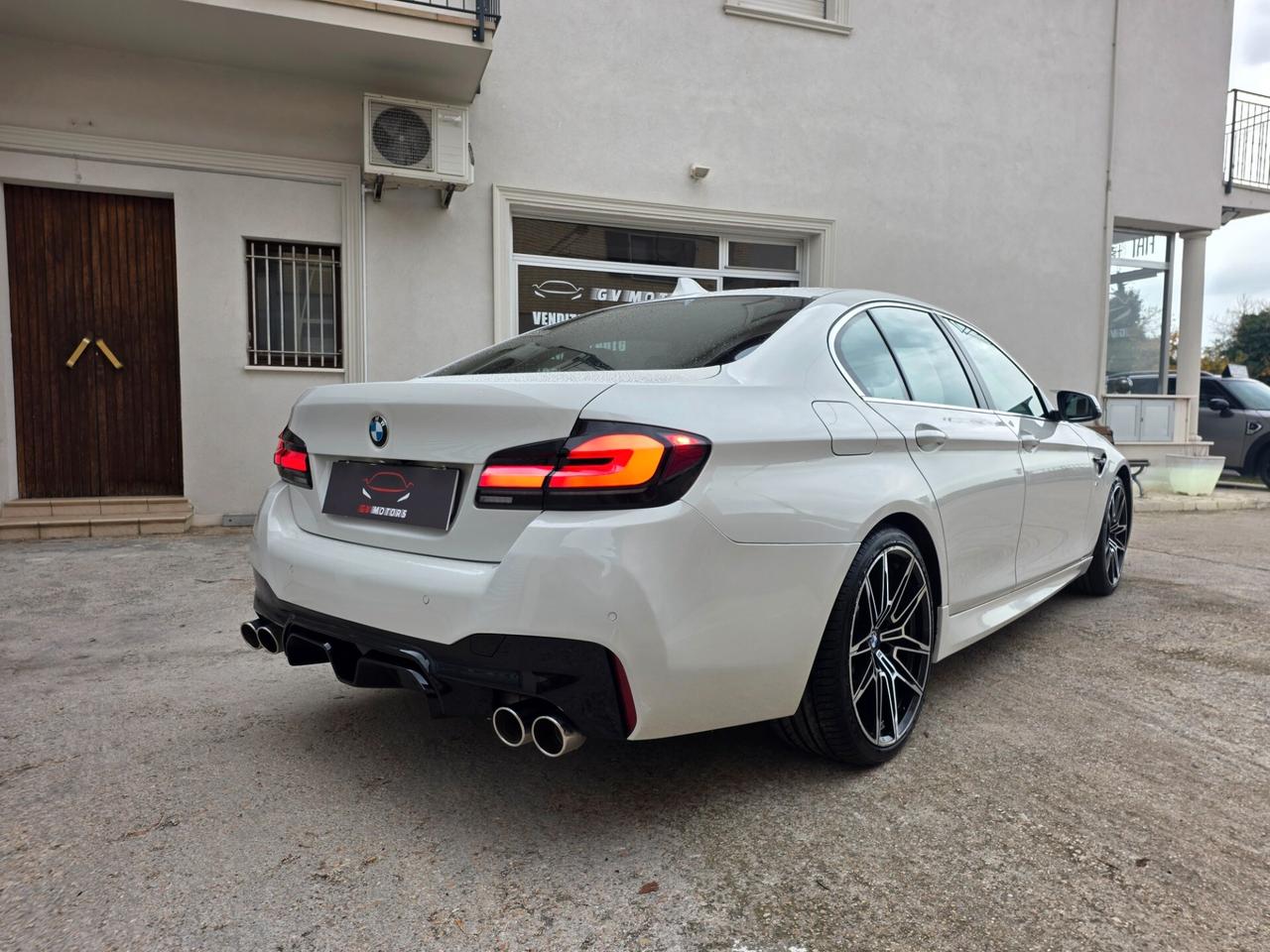 Bmw 520d F10 - LOOK M5 G30 Conversione Completa