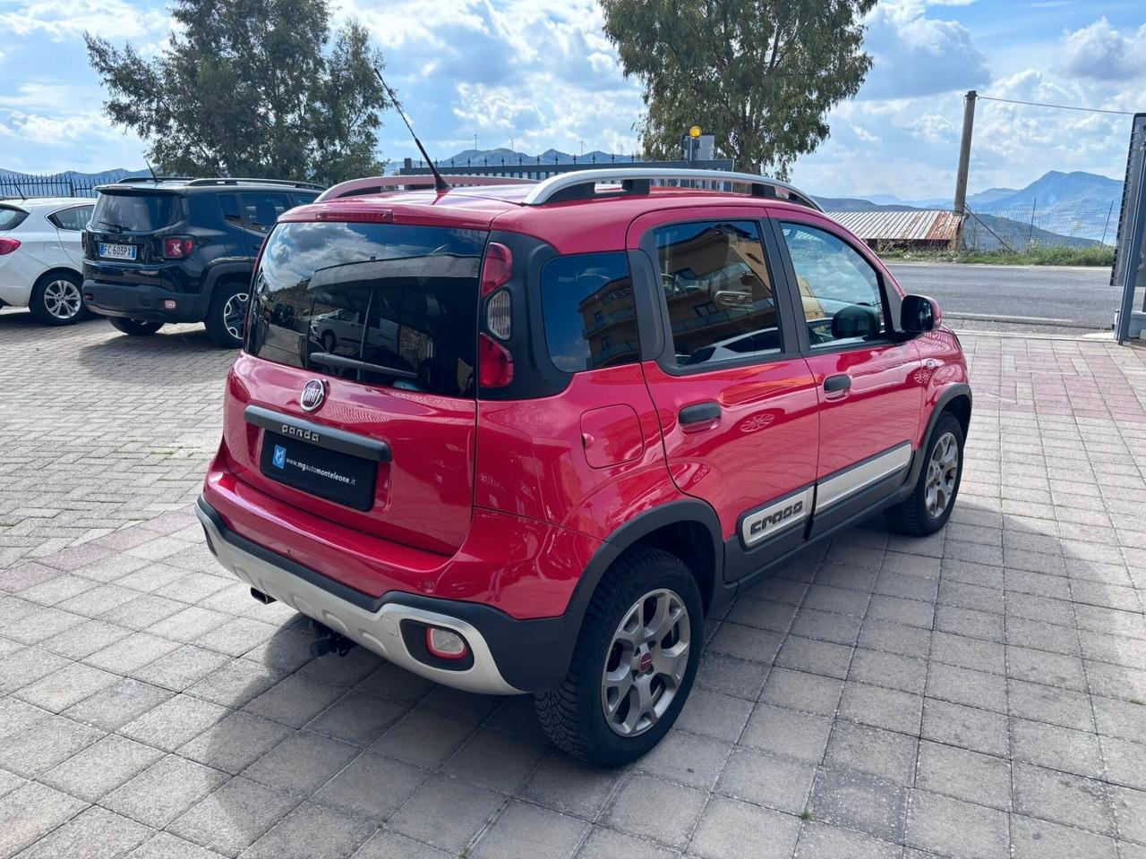 FIAT PANDA CROSS