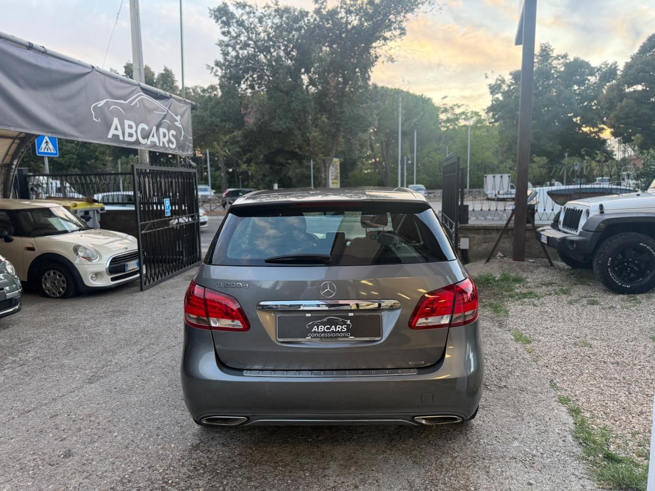 Mercedes-benz B 200 d Automatic 4Matic Sport