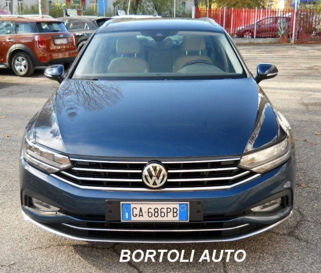 VOLKSWAGEN Passat Variant 2.0 TDI 39.000 KM SCR EVO DSG EXECUTIVE AUTOMATICA