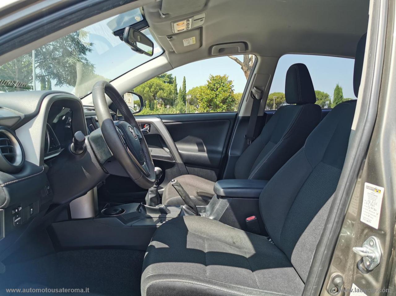TOYOTA RAV4 2.0 D-4D 2WD STYLE OFFERTA PROMO WEB