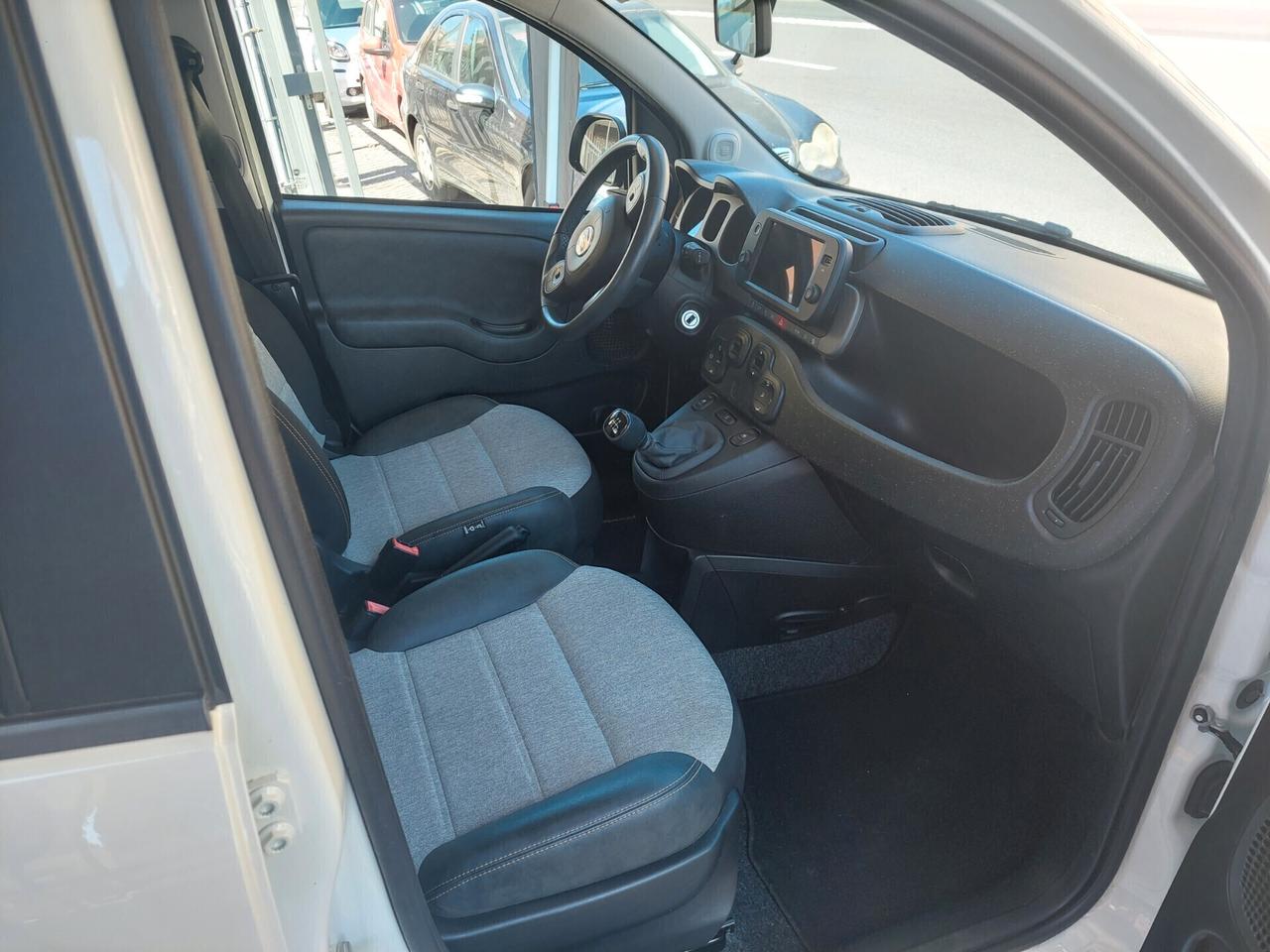 Fiat Panda 1.0 FireFly S&S Hybrid City Cross
