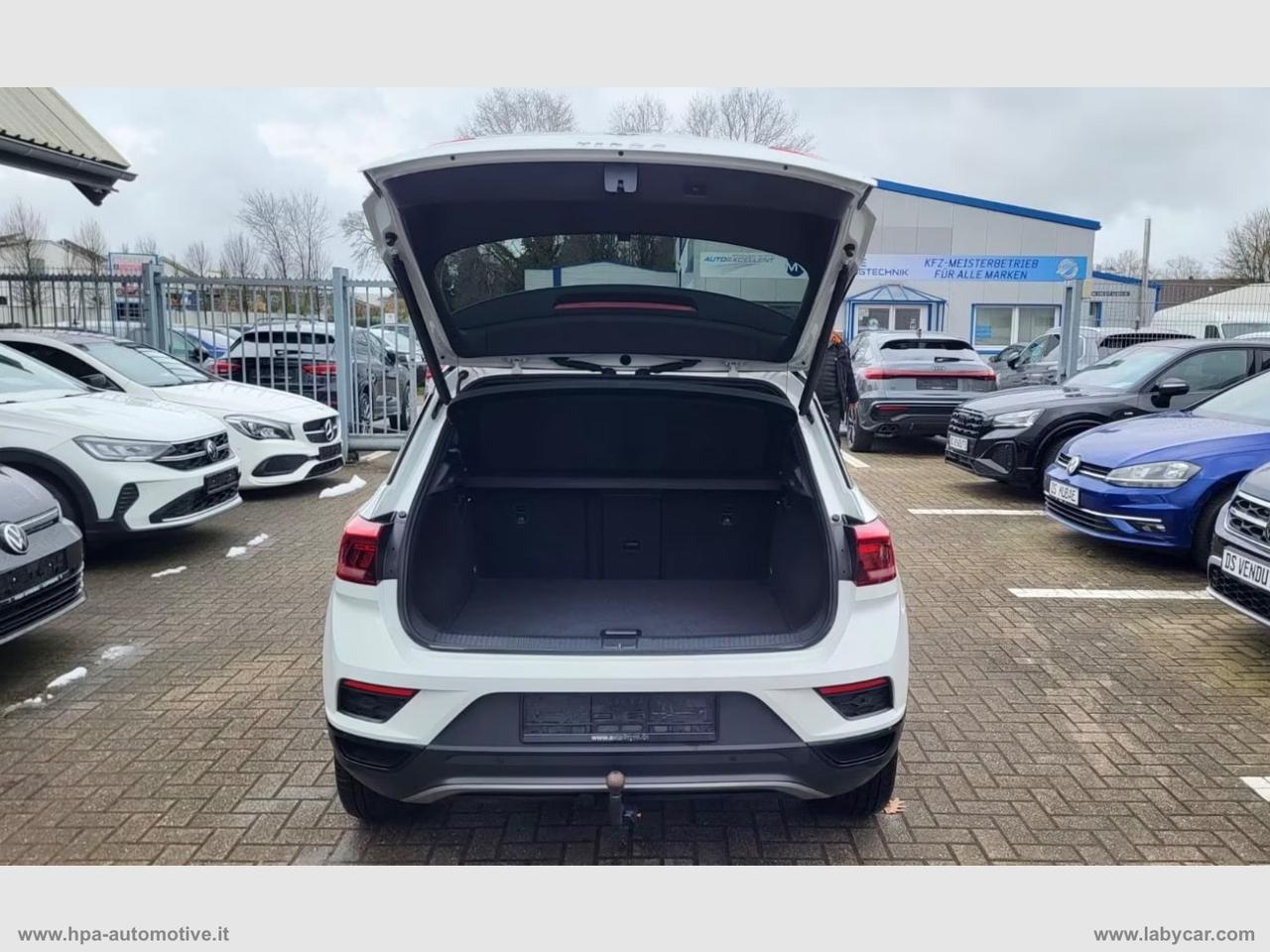 VOLKSWAGEN T-Roc 1.5 TSI 150CV SPORT LED NAVI TETTO RETROCAMERA