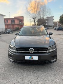 Volkswagen Tiguan 2.0 TDI SCR Business BlueMotion Technology Tetto Panoramico