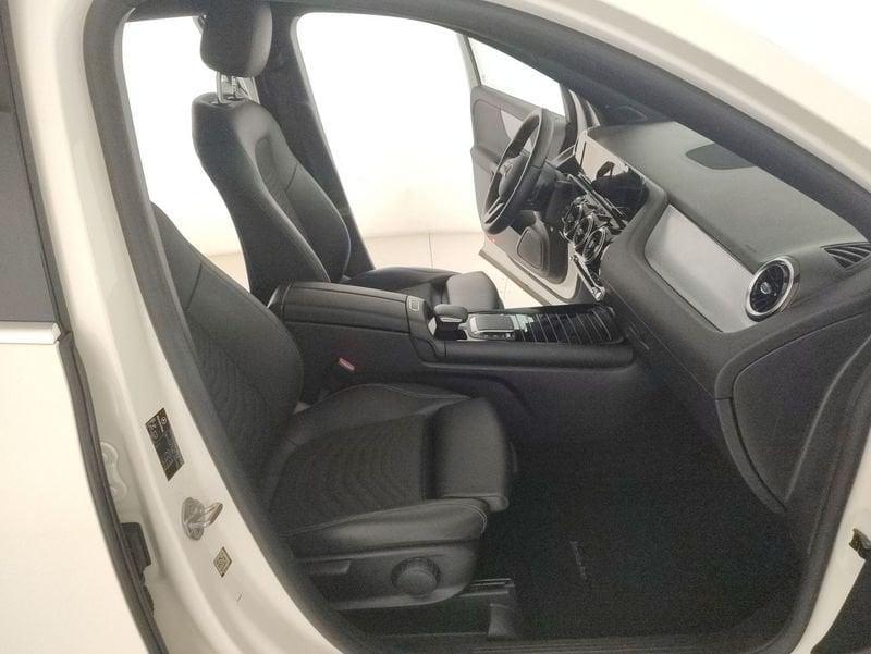 Mercedes-Benz GLA GLA-H247 2020 Benzina 250 e phev (eq-power) Business Extra auto
