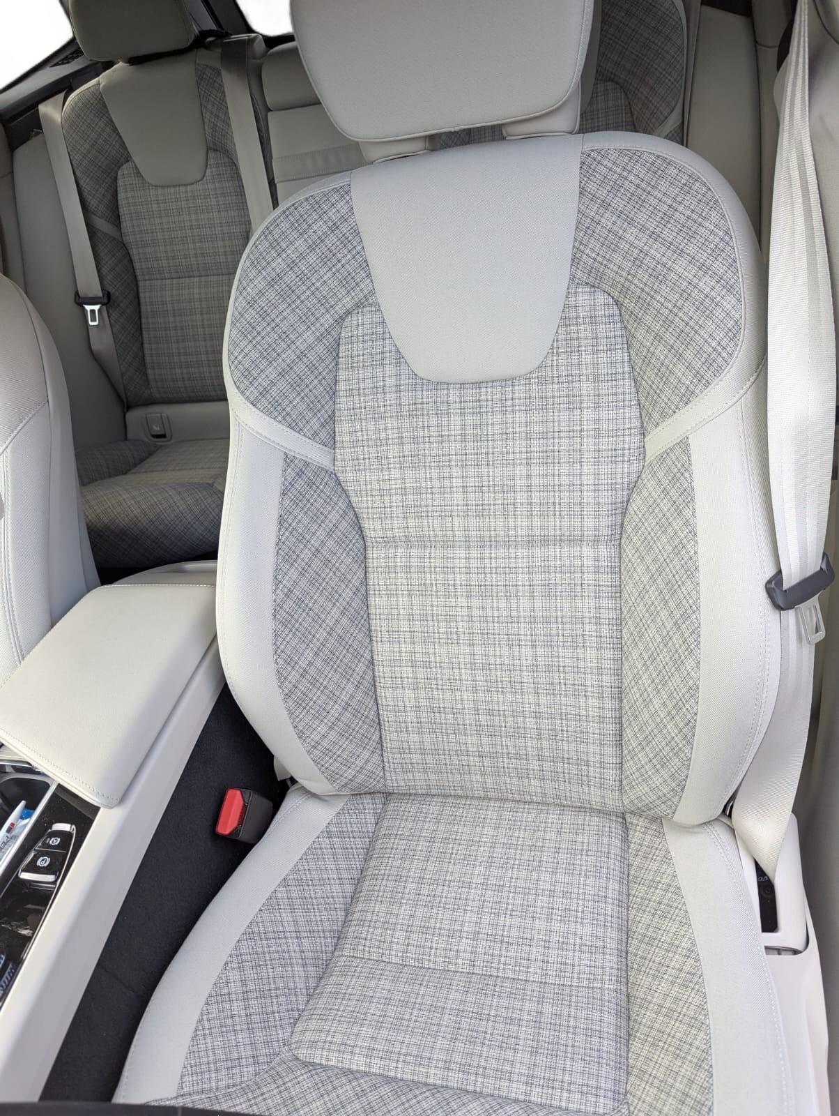 Volvo XC 60 XC60 B4 (d) automatico Core | da €300,50 al mese