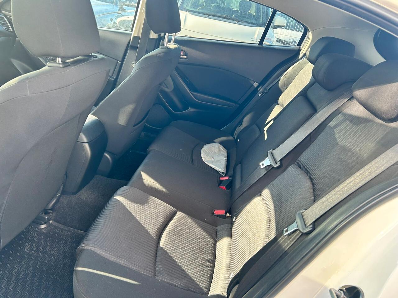 Mazda 3 1.5D X RIVENDITORI 2016