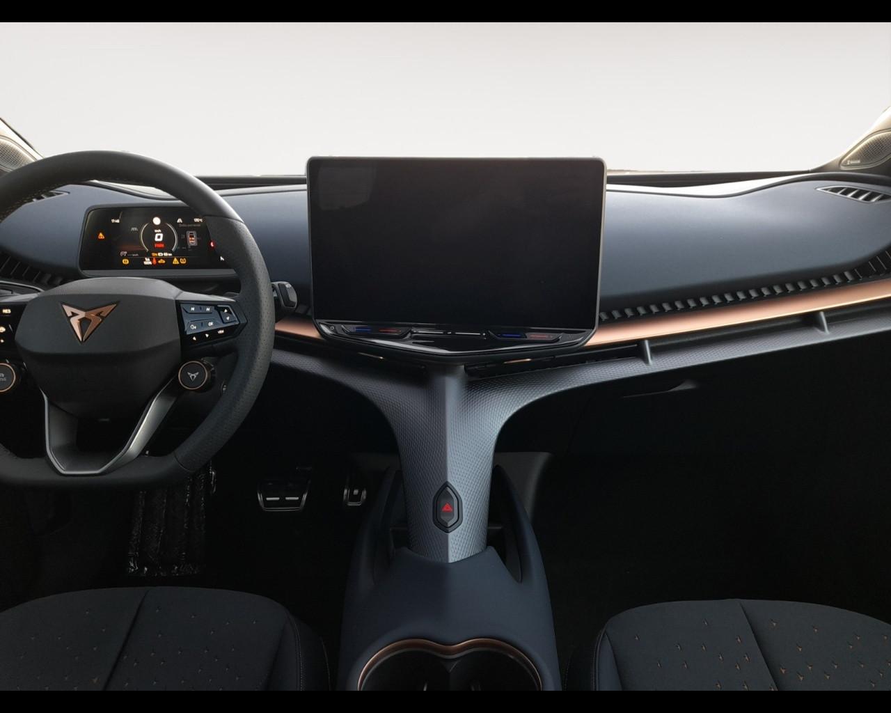 CUPRA CUPRA Tavascan Endurance Immersive 77 kWh (net) 210 kW (286 CV) Elettrica Rapporto singolo RWD