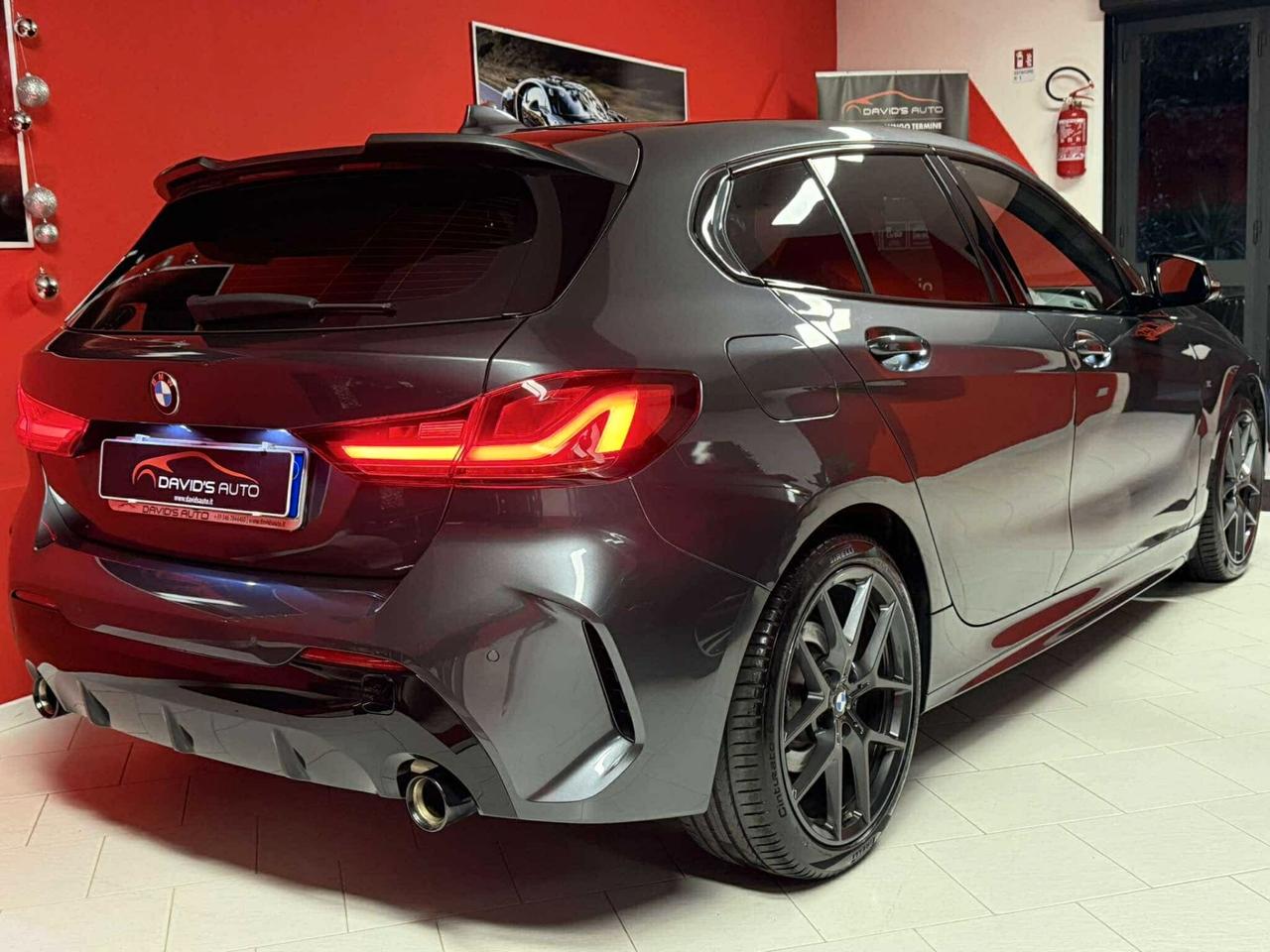 Bmw 118 118d 5p. Msport