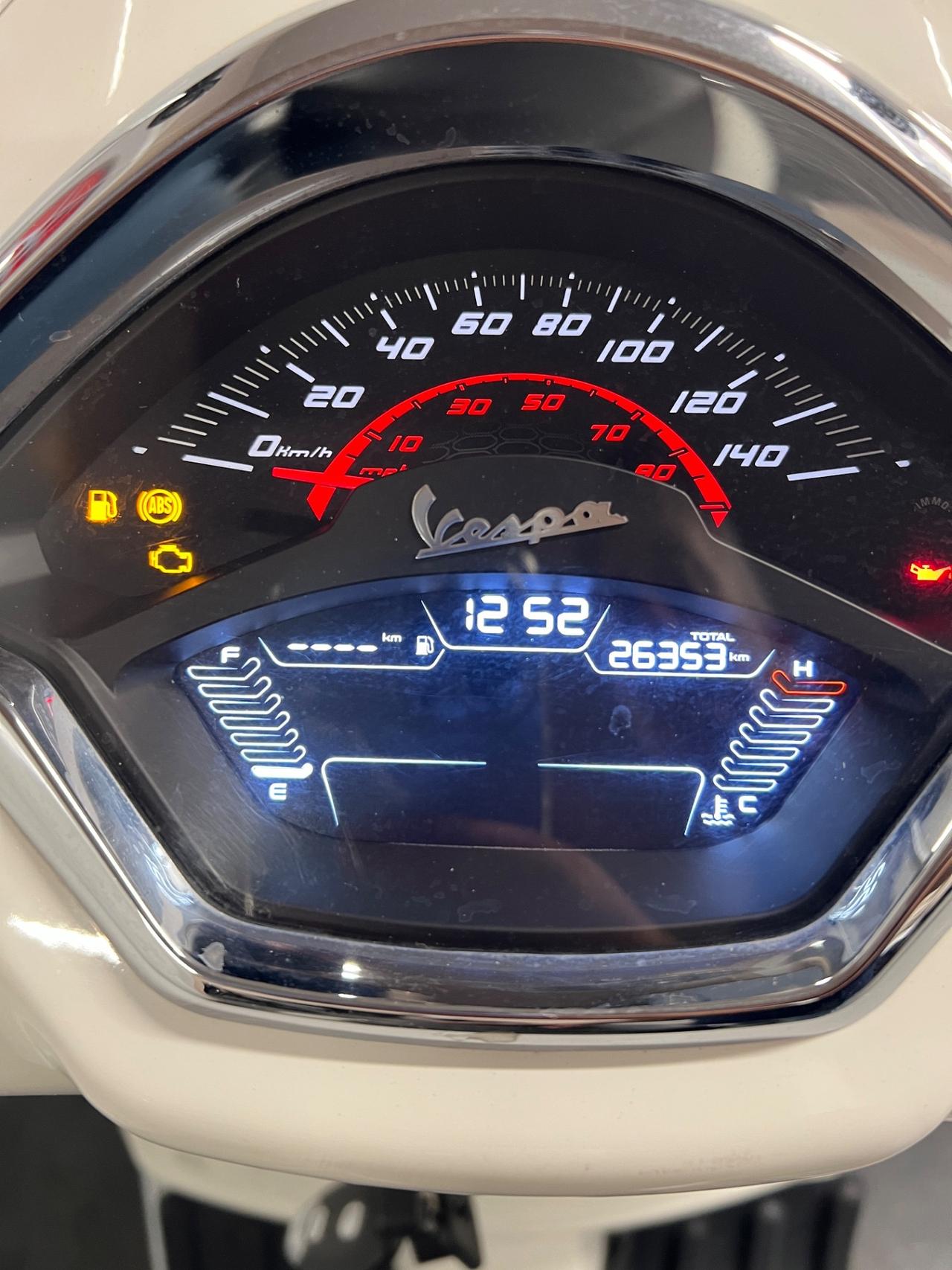 Vespa GTS 300