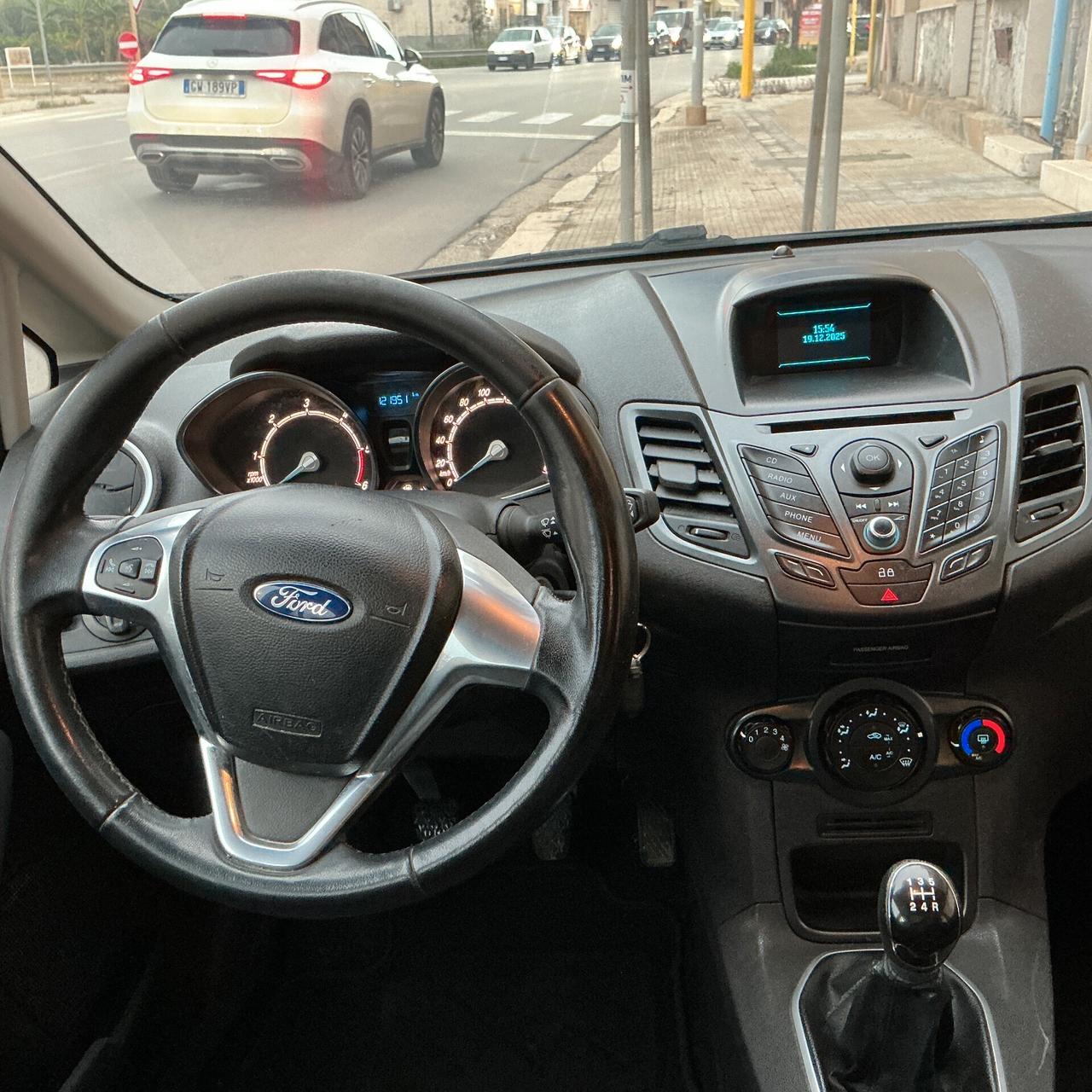 Ford Fiesta 1.5 TDCi 75CV 5 porte