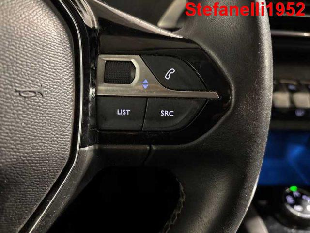 PEUGEOT 3008 II 2021 - 1.2 puretech t Allure Pack s&s 130cv