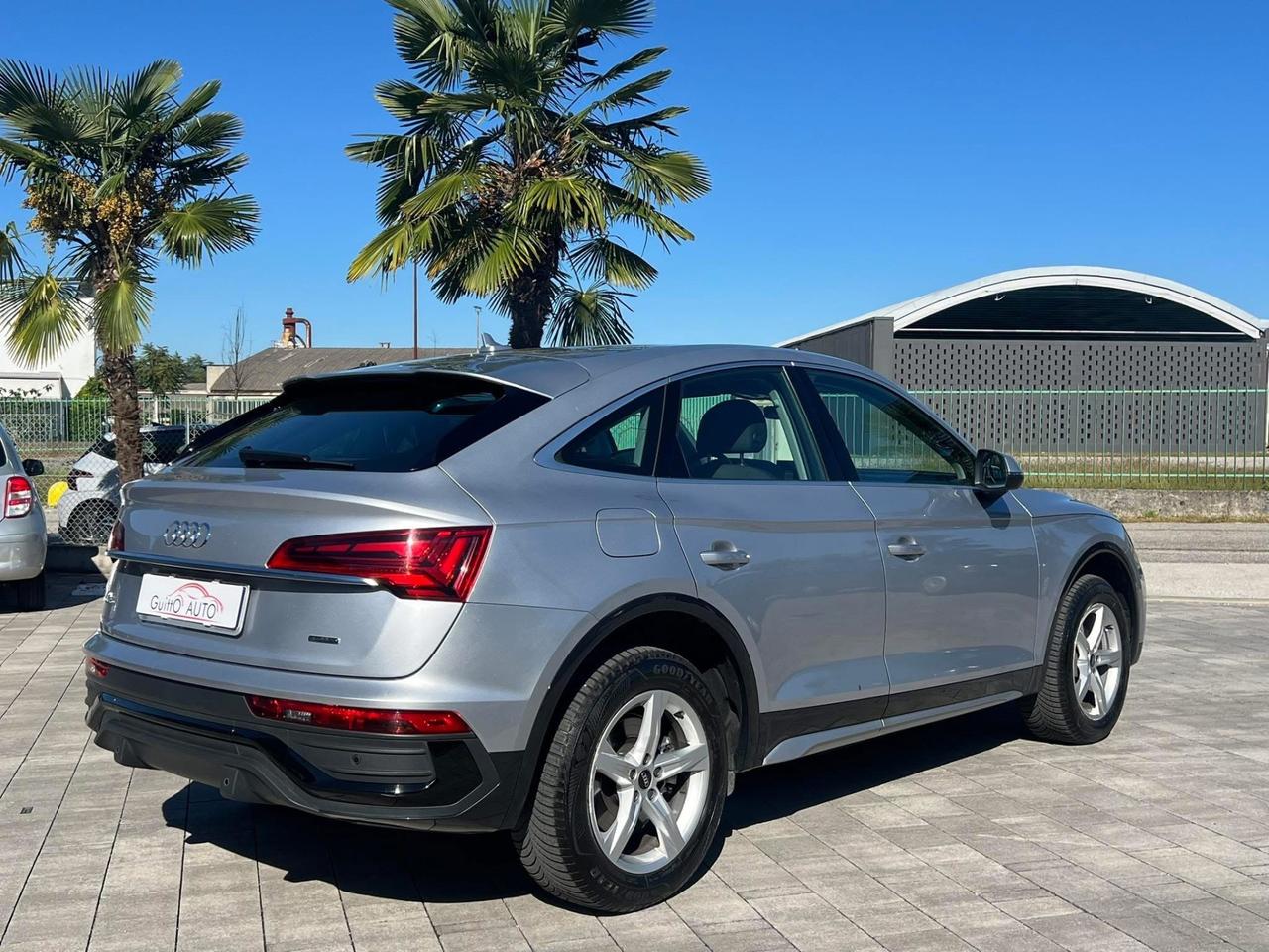 Audi Q5 40 TDI 204 CV quattro S tronic Business Advanced