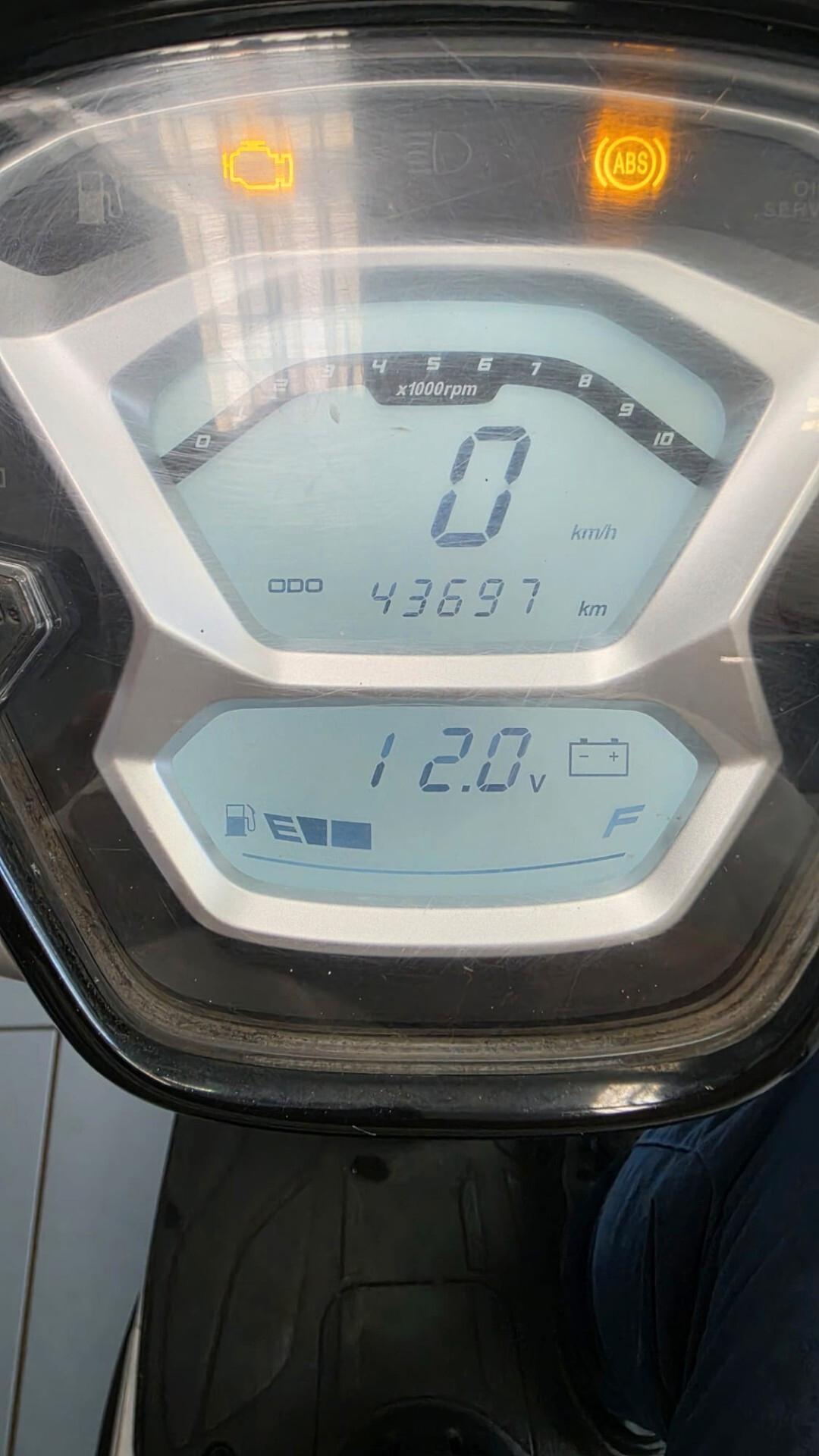 Kymco People 150i S