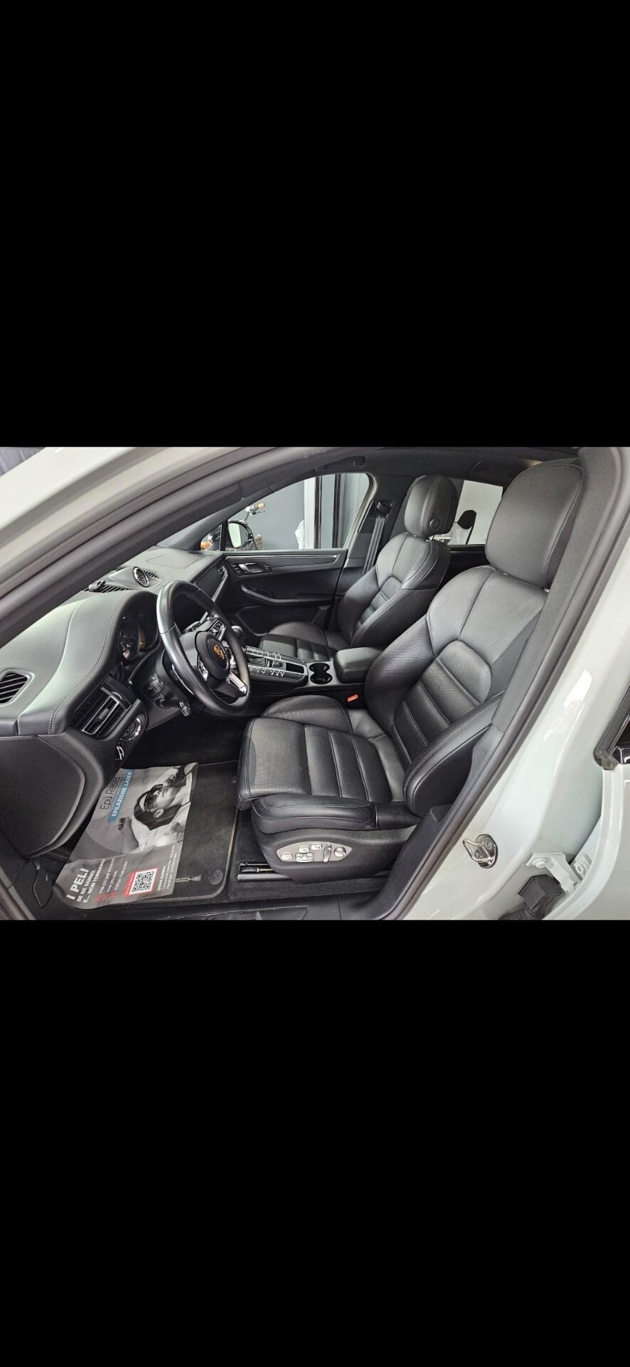 Porsche Macan CHRONO SPORT PLUS