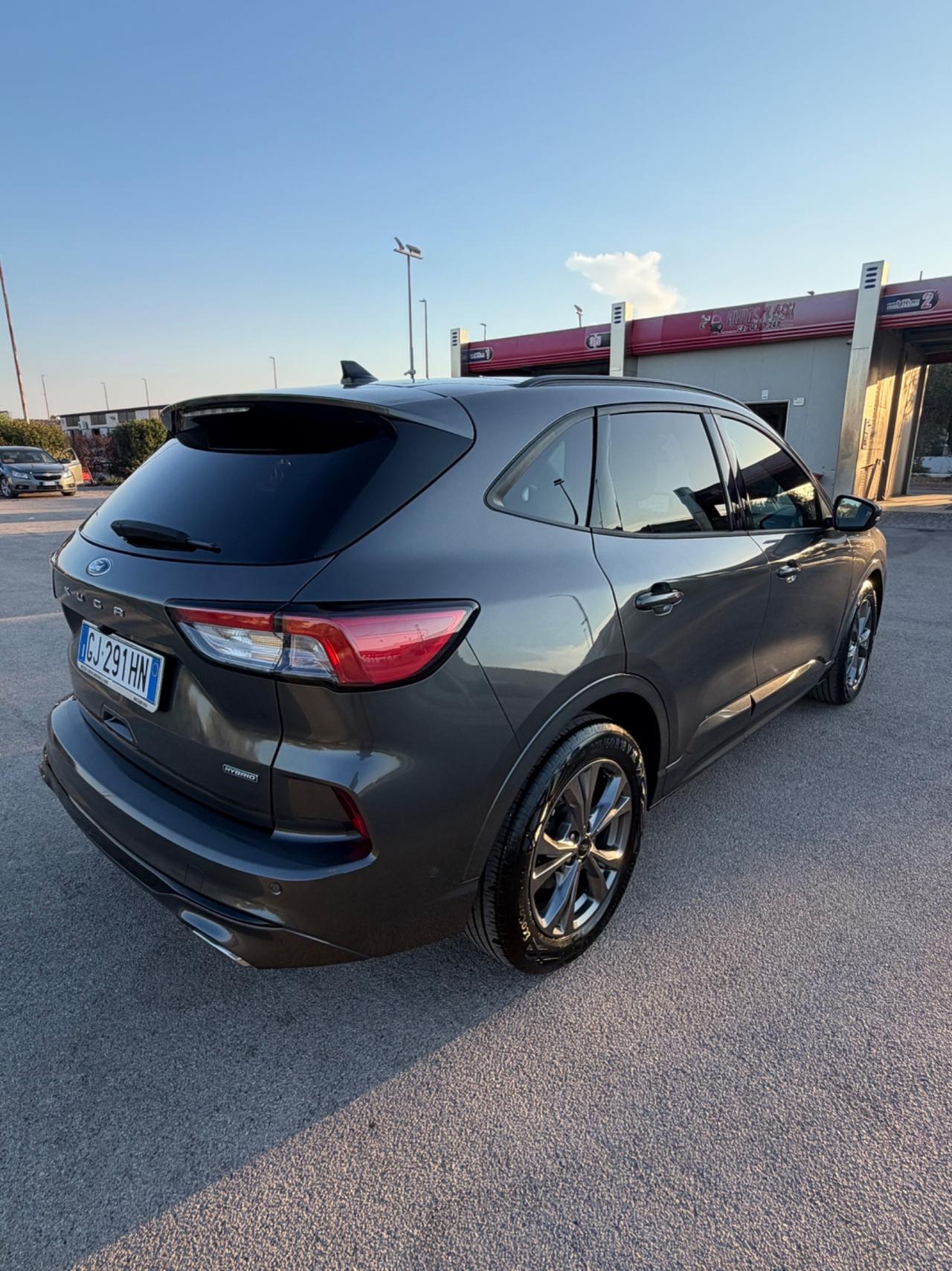 Ford Kuga 2.5 Plug In Hybrid 225 CV CVT 2WD ST-Line Design
