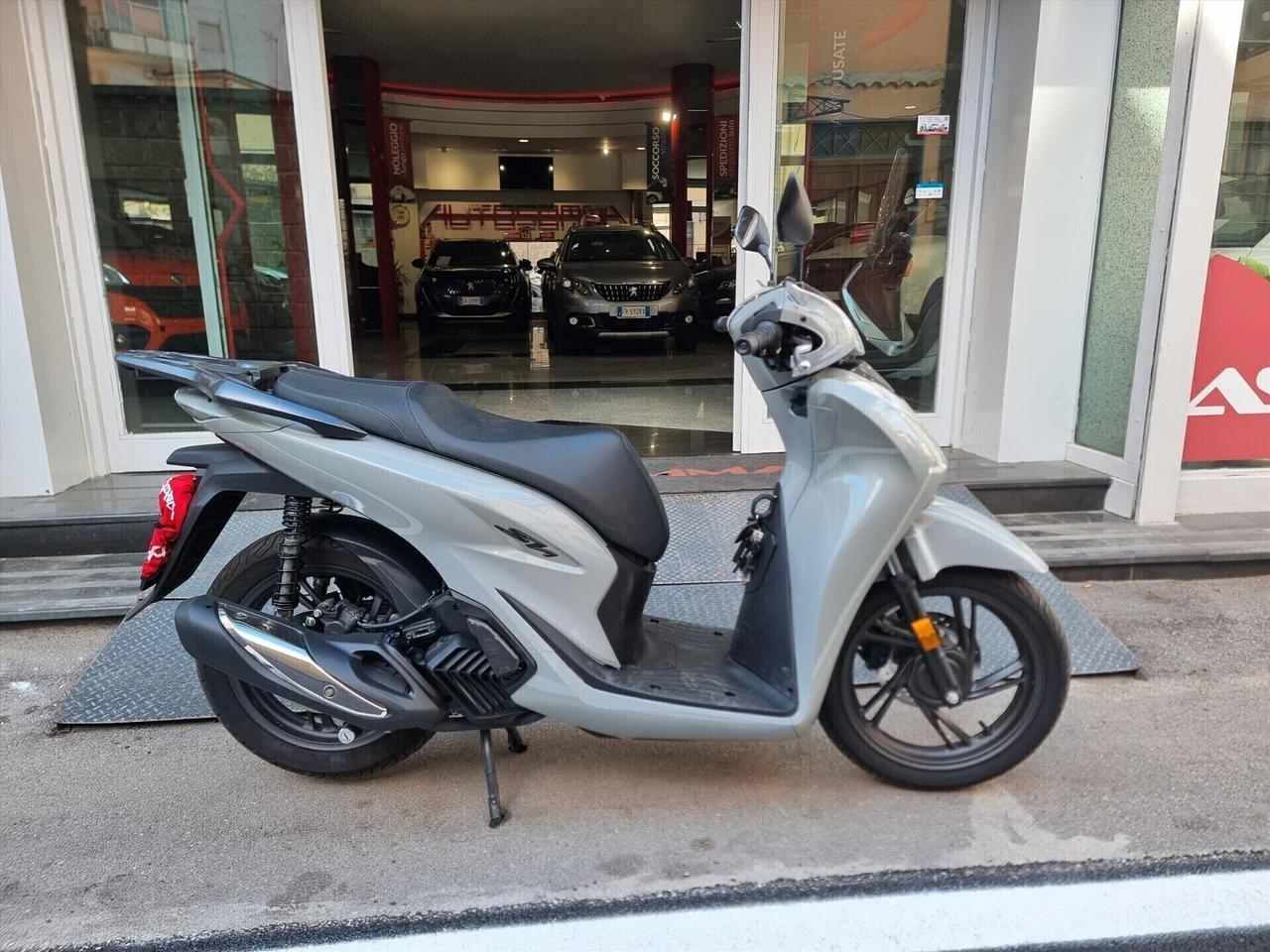 NEW Honda SH 125 UNICO PROPRIETRAIO