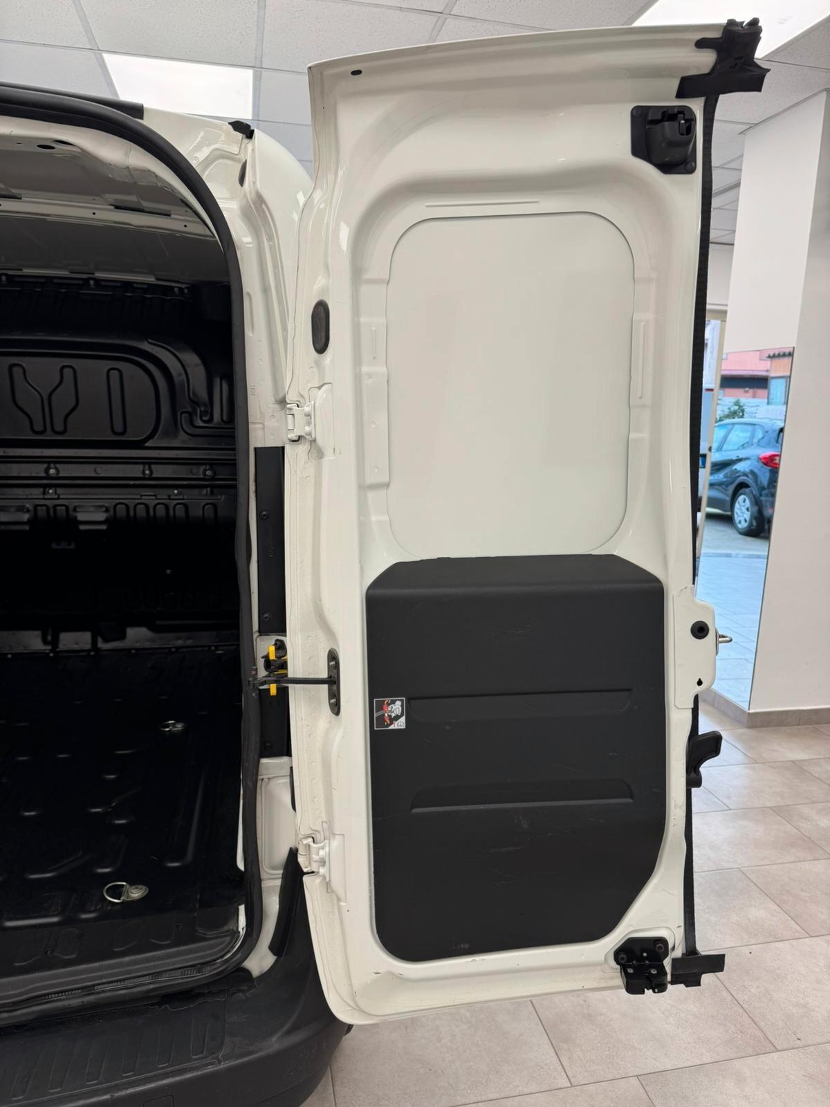 FIAT DOBLO 1.6 MJT LOUNGE