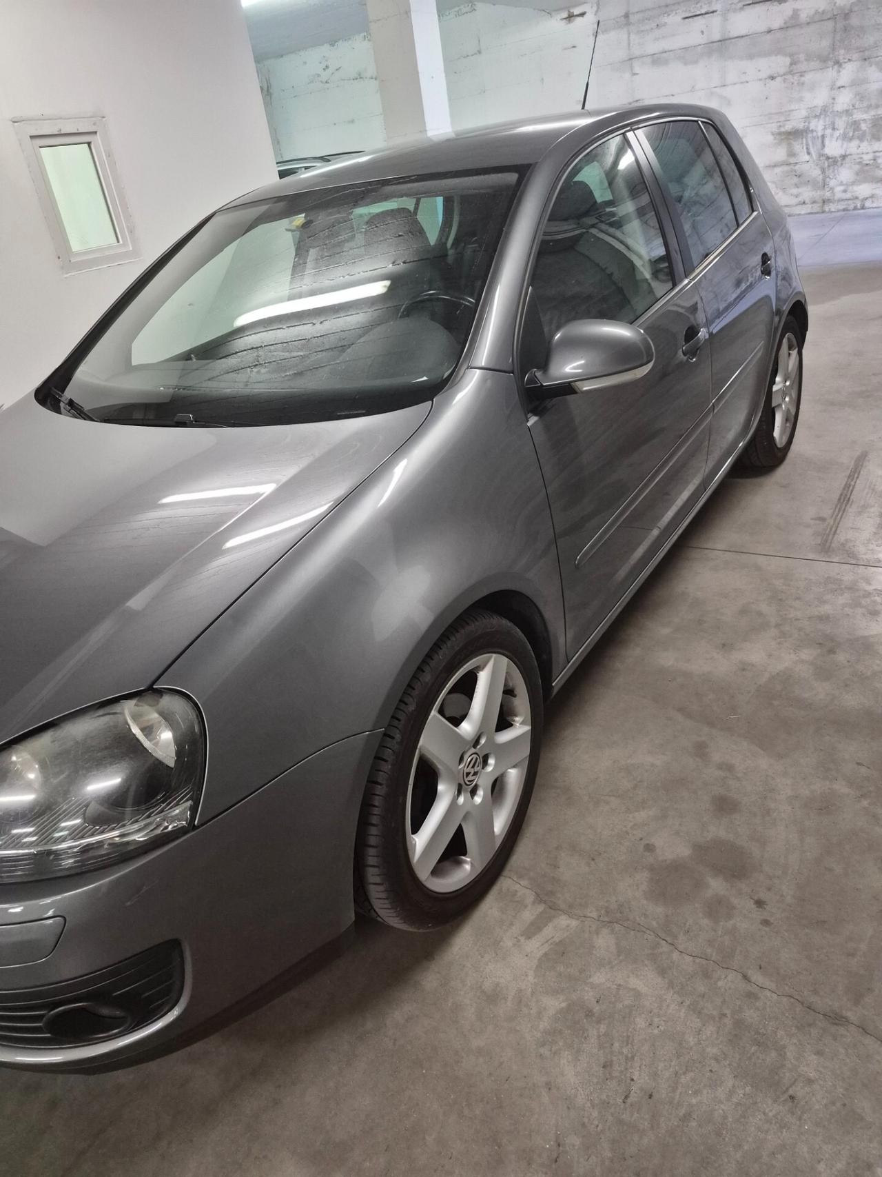 Volkswagen Golf 1.9 TDI DPF 5p. GT Sport