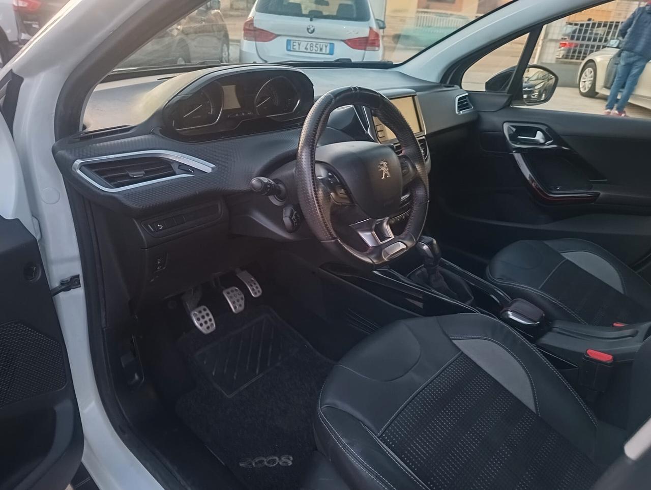 Peugeot 2008 BlueHDi 100 GT Line - anno 2018