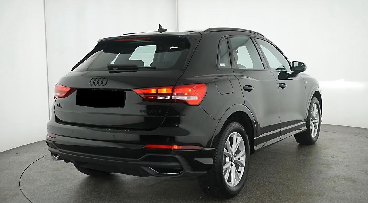 Audi Q3 35 TFSI S tronic line edition