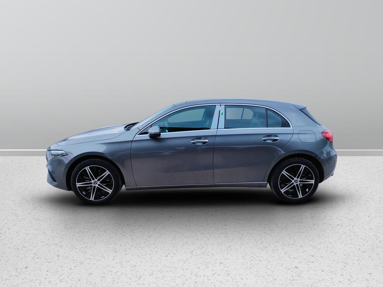 Mercedes-Benz A 250 e Plug-in hybrid Automatic